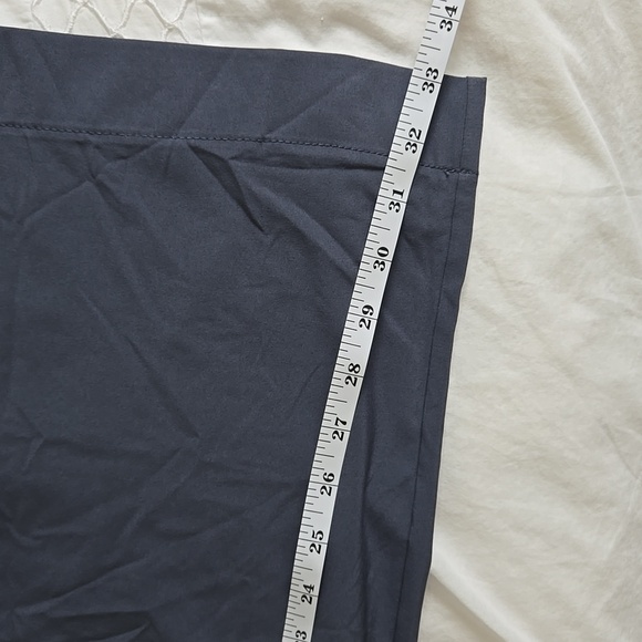 Vuori Women's Villa Wideleg Long, Azure, Medium - Picture 7 of 7